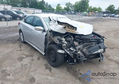 2016 Nissan Altima 2.5/S/Sv/Sl/Sr z USA, uszkodzony, nr VIN 1N4AL3AP8GC234720